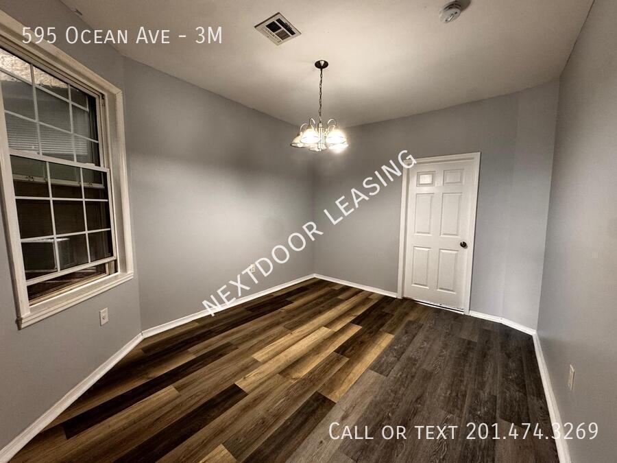 595 Ocean Ave #3M - Photo 7 of 8