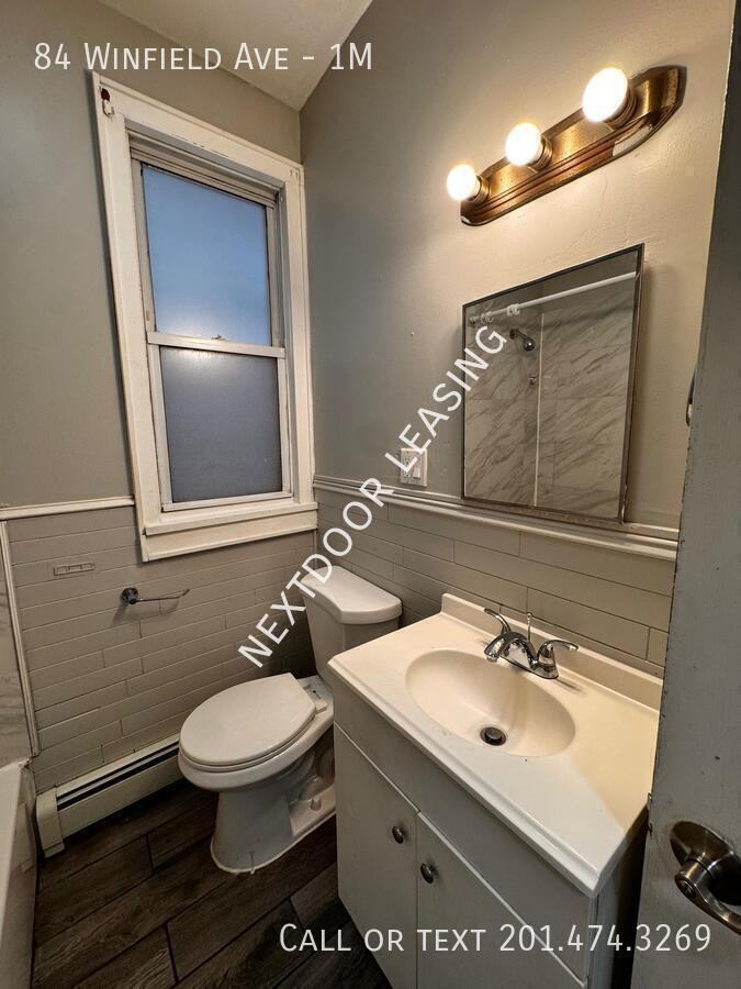84 Winfield Ave #1M - Photo 4 of 9