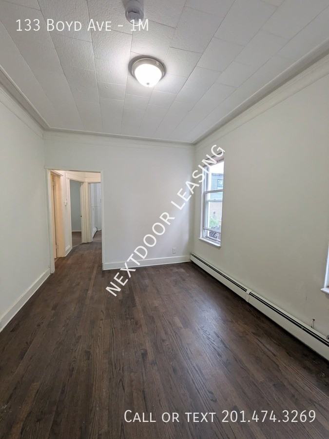 133 Boyd Ave #1M - Photo 6 of 9