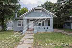 featured image of 2229 10th St #C