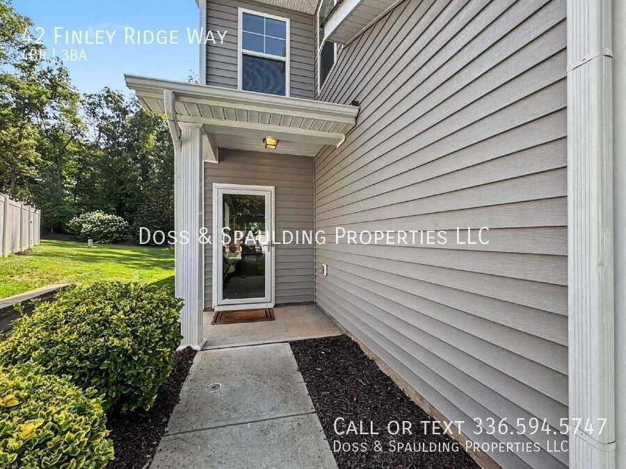 42 Finley Ridge Way - Photo 2 of 37