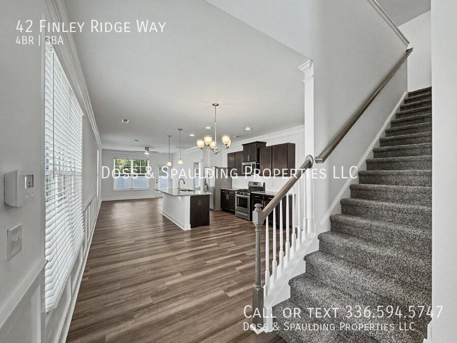 42 Finley Ridge Way - Photo 4 of 37