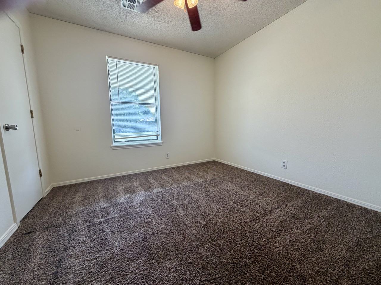 8206 N 122nd East Ave - Photo 6 of 12