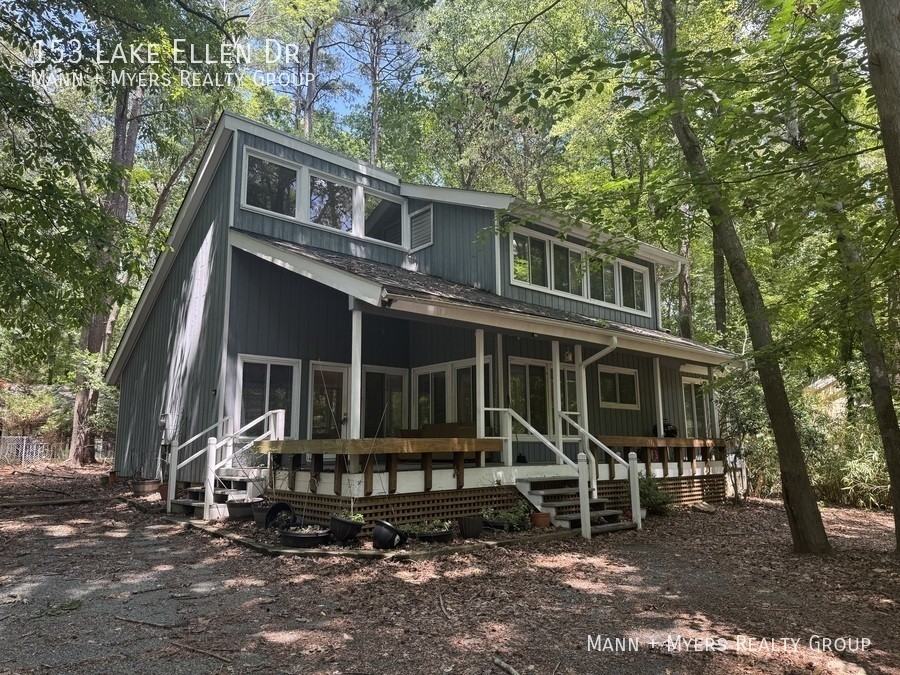 153 Lake Ellen Dr