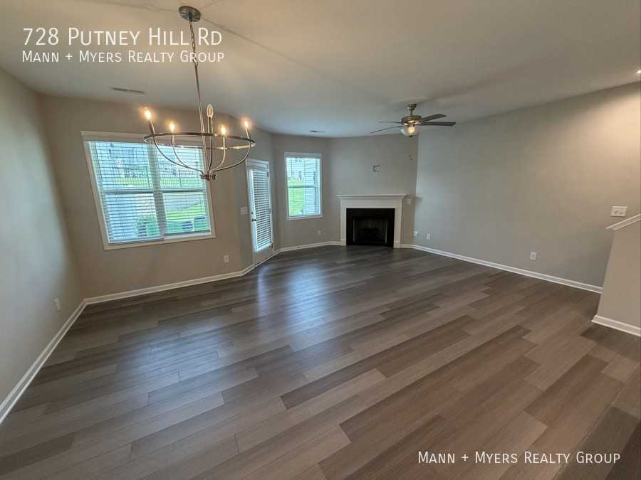 728 Putney Hill Rd - Photo 3 of 17