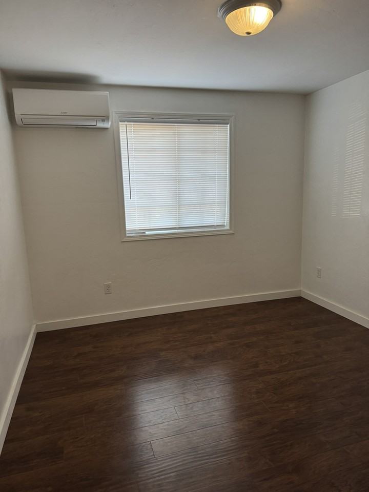 24885 Spare Ln - Photo 5 of 20