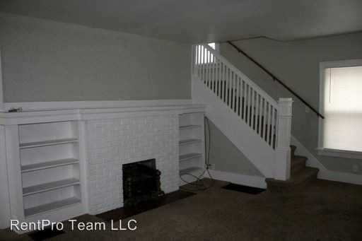 1215 18th Ave - Photo 3 of 9