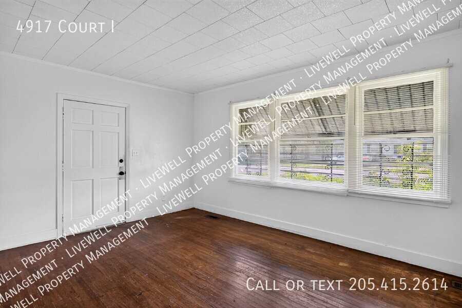 4917 Court I - Photo 6 of 23