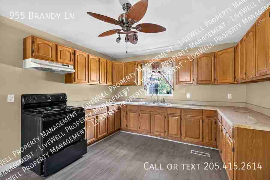 955 Brandy Ln - Photo 5 of 17