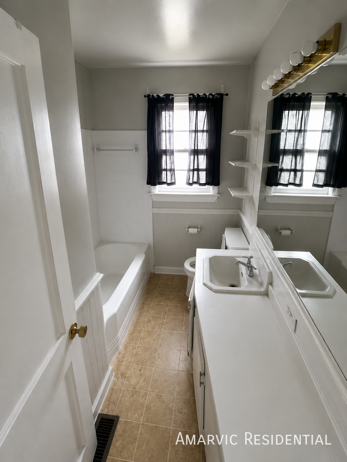 1207 Cypress St - Photo 6 of 8