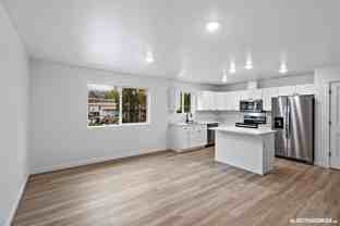 12334 Lake St - Photo 1 of 1