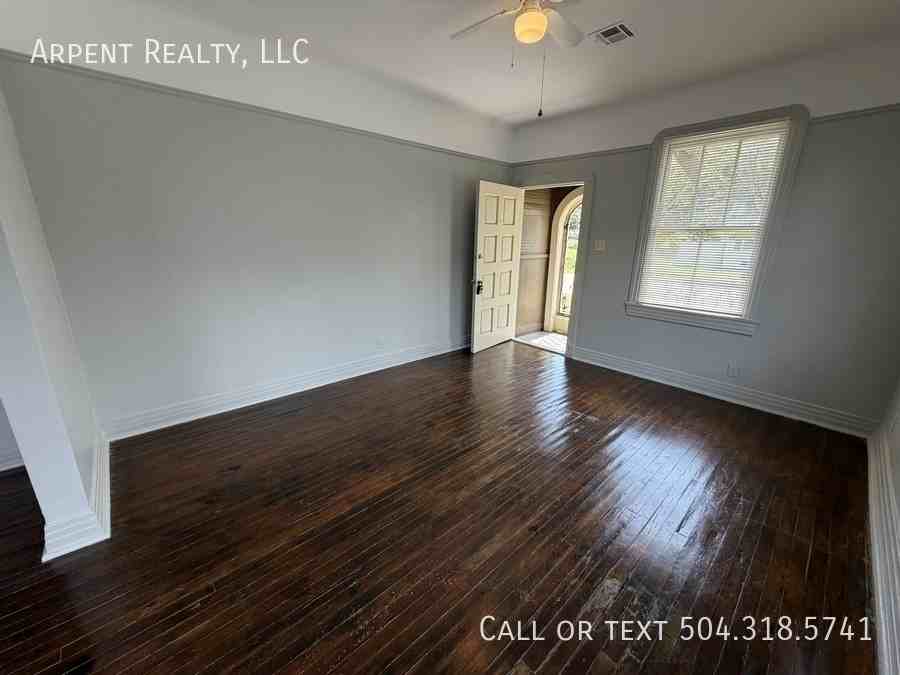946 Mehle St #946 - Photo 2 of 10