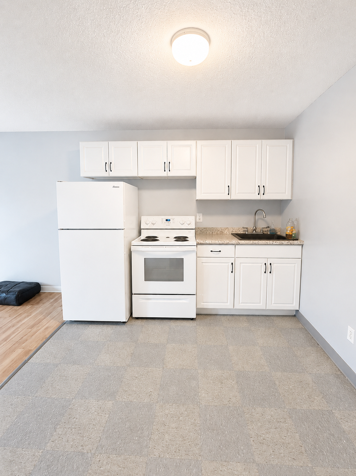 62 Main St #G - Photo 5 of 7