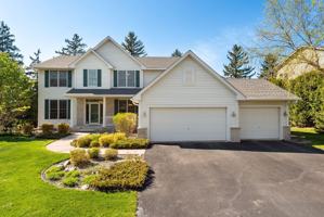 featured image of 1579 Stoneridge Cir