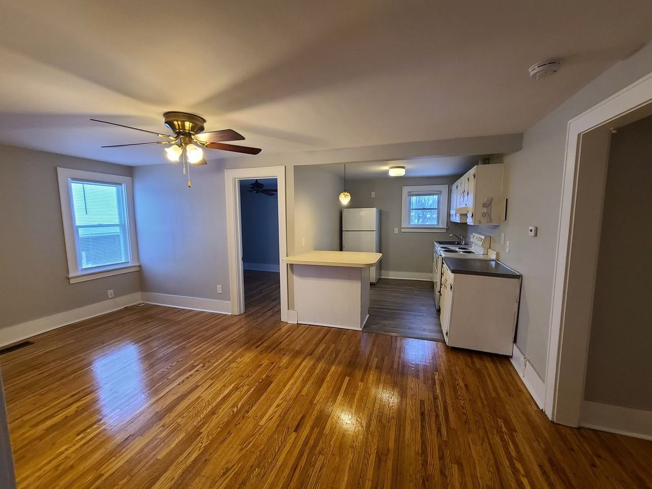 757 Washington Ave #3 - Photo 4 of 18