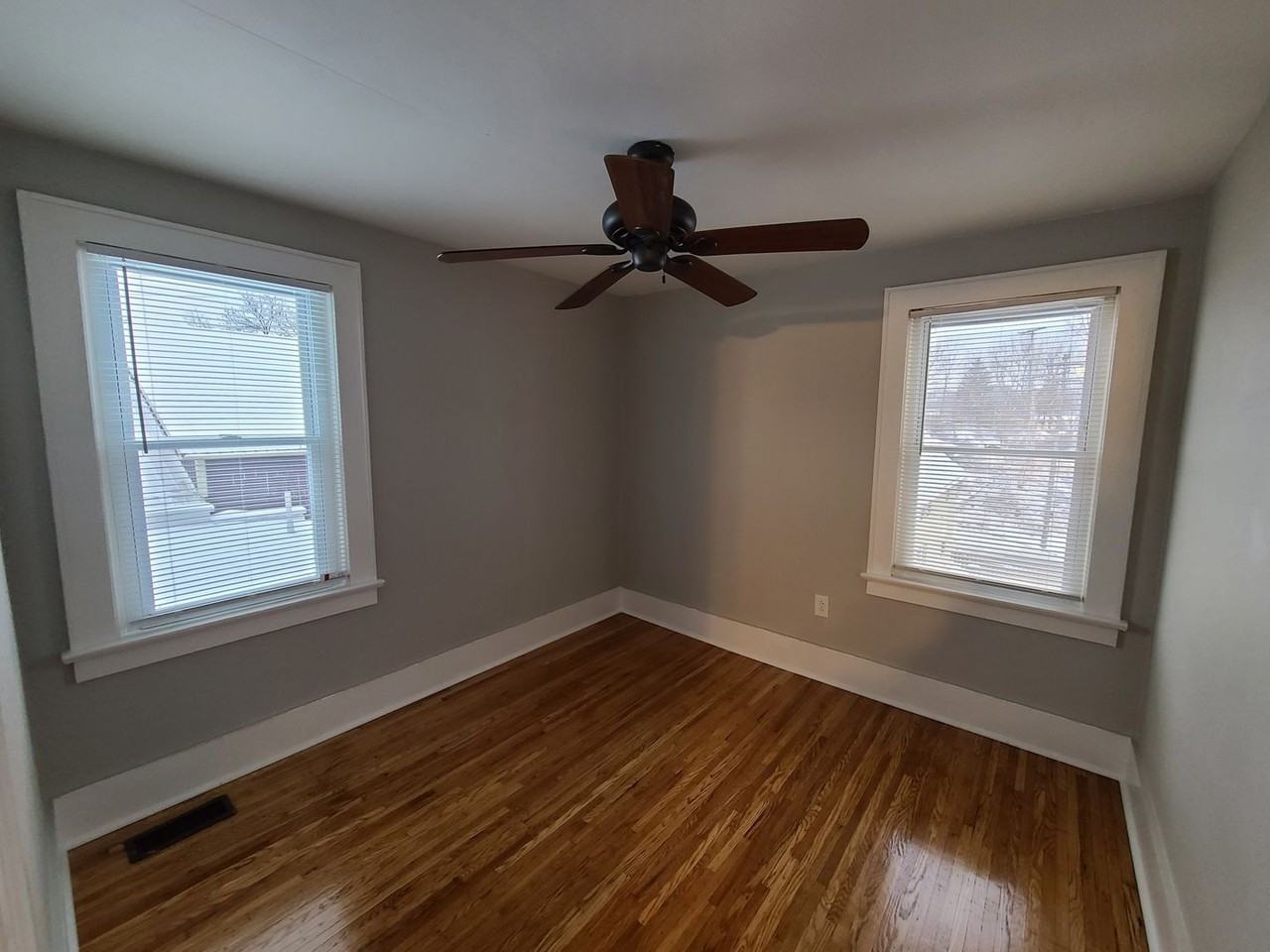 757 Washington Ave #3 - Photo 7 of 18