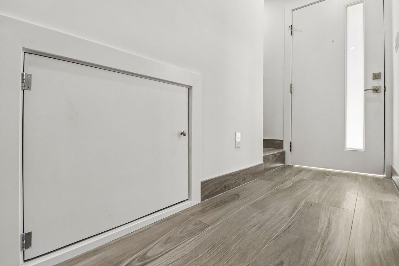 445 Garrison St #27 - Photo 7 of 42