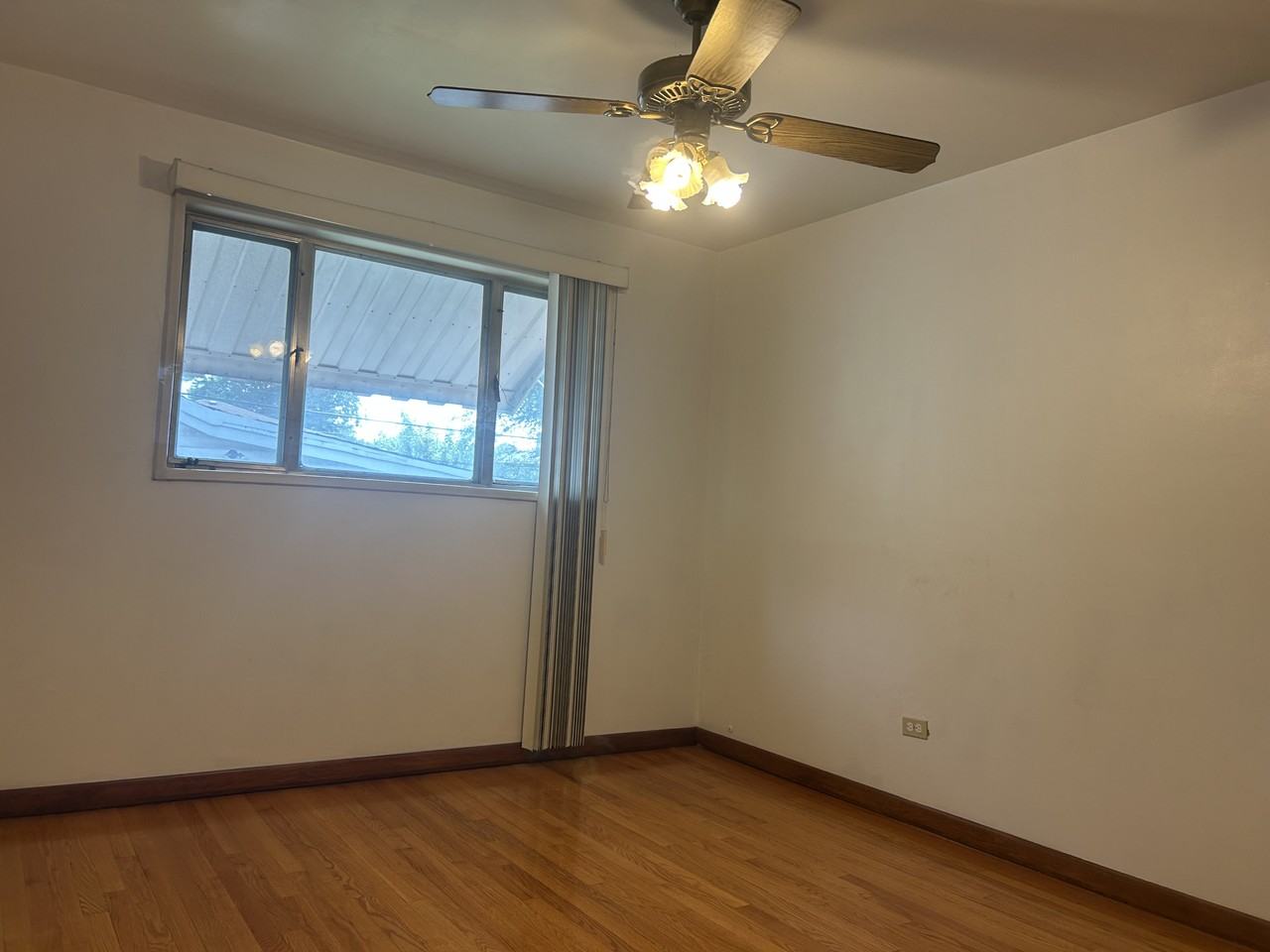 14842 Shepard Dr - Photo 5 of 6
