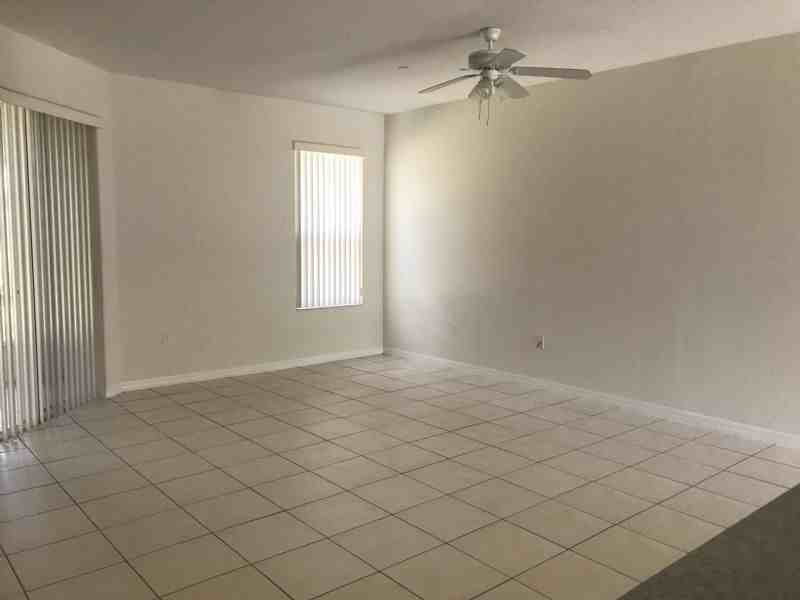 1819 Ironwood Way - Photo 3 of 20