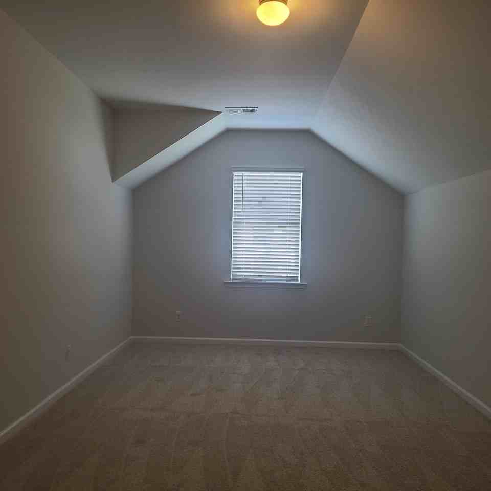 78 Sullivan Cir - Photo 6 of 10