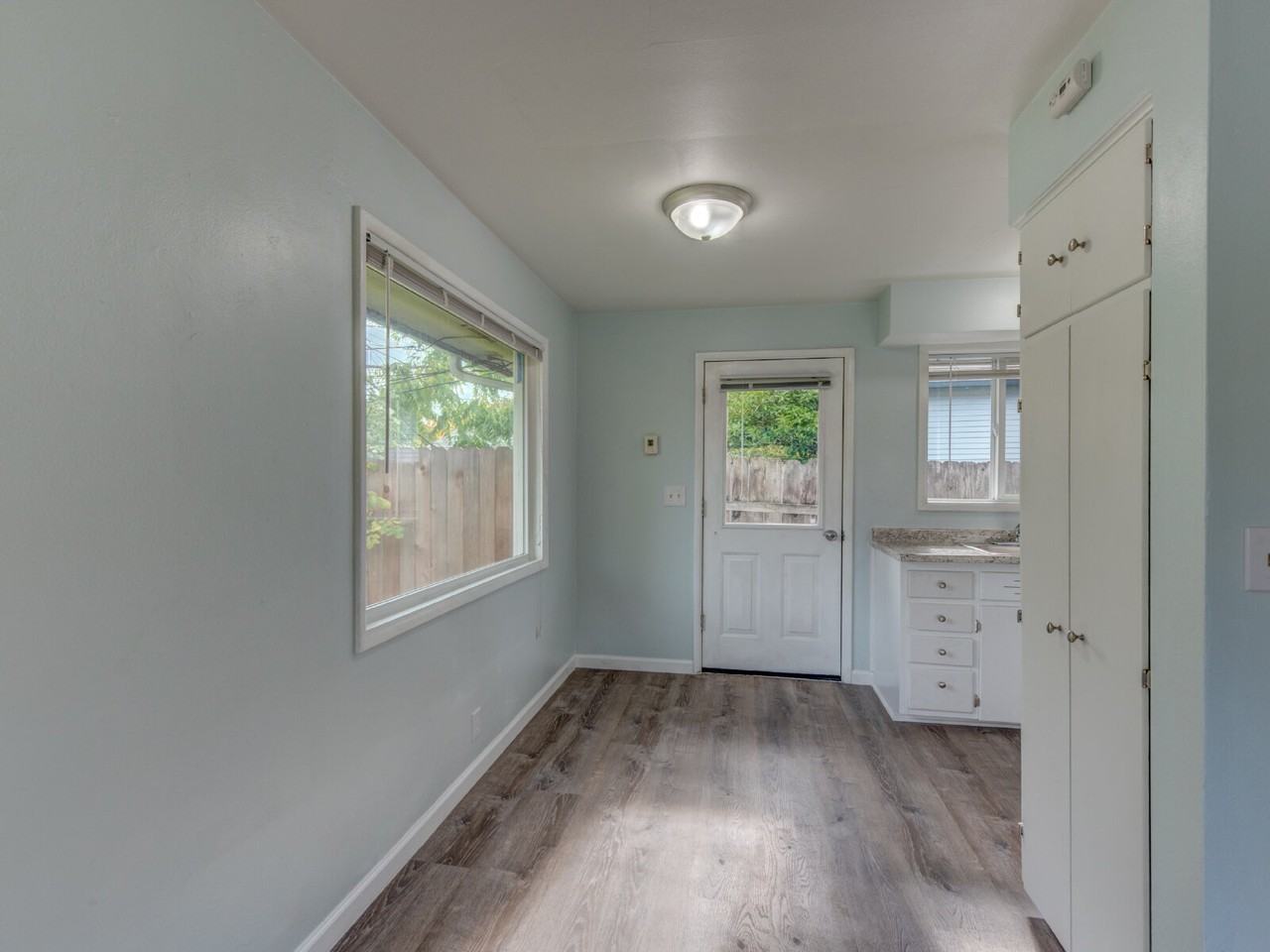1417 Jefferson St - Photo 7 of 20