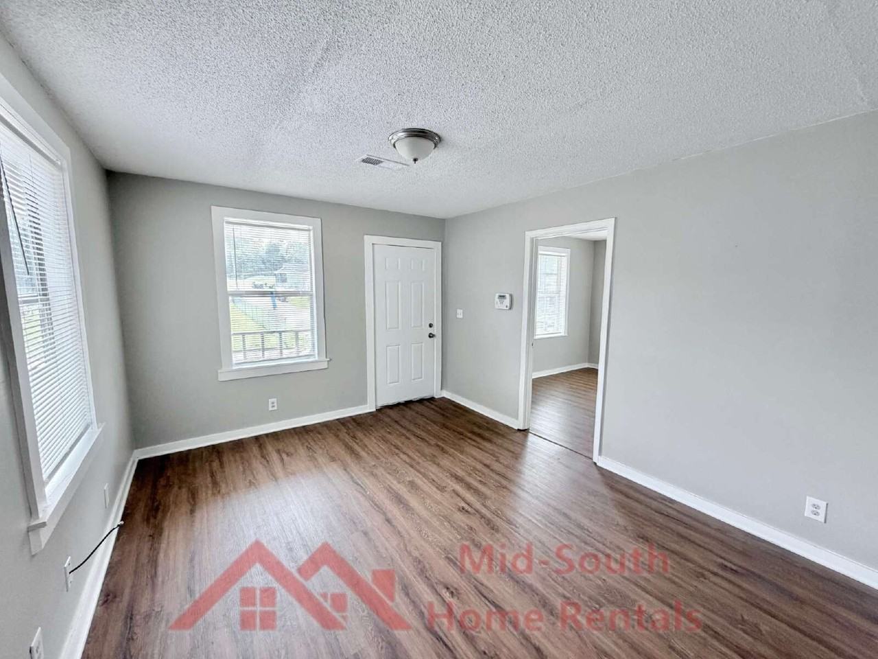 1545 Patton St - Photo 6 of 22