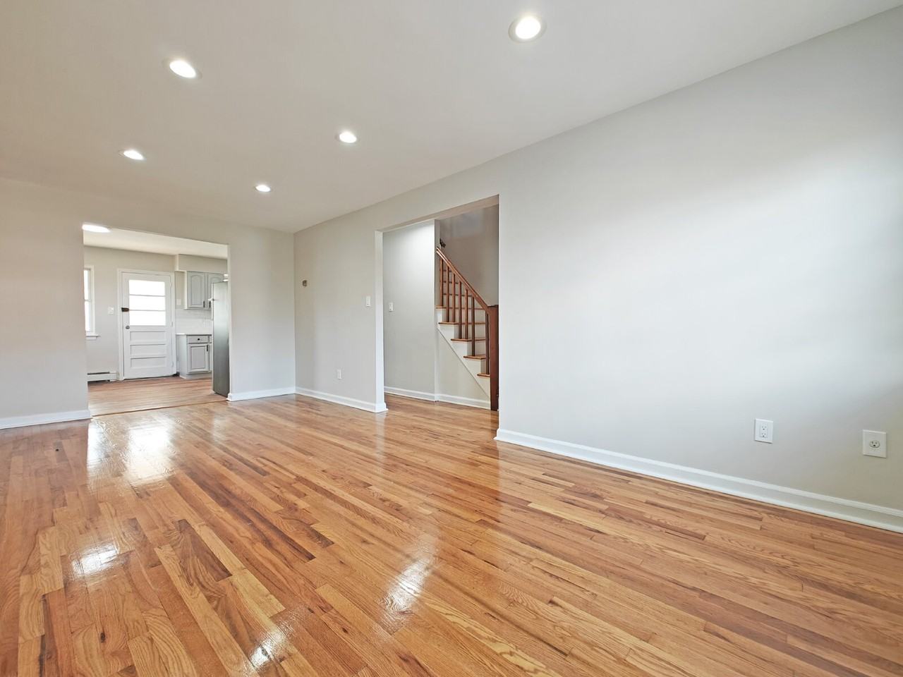 3001 Wickham Ave - Photo 4 of 17