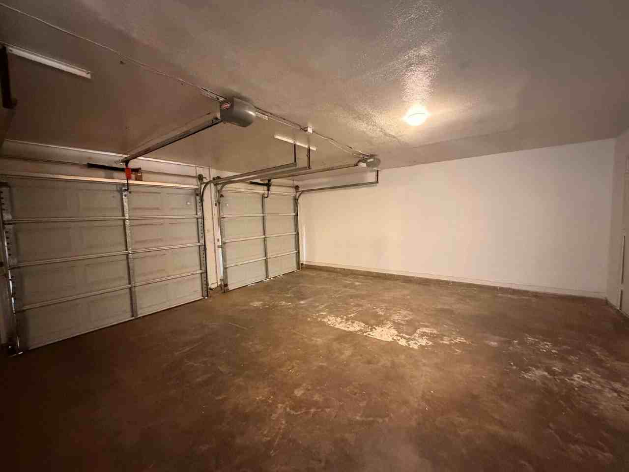 LZ 5428 31st Street - Photo 7 of 14
