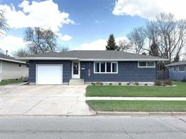 featured image of 1535 1st St Sw
