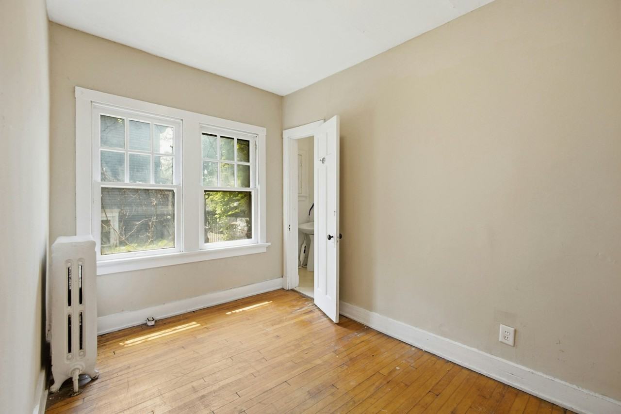 1704 North Pennsylvania Street, Unit B - Photo 4 of 36