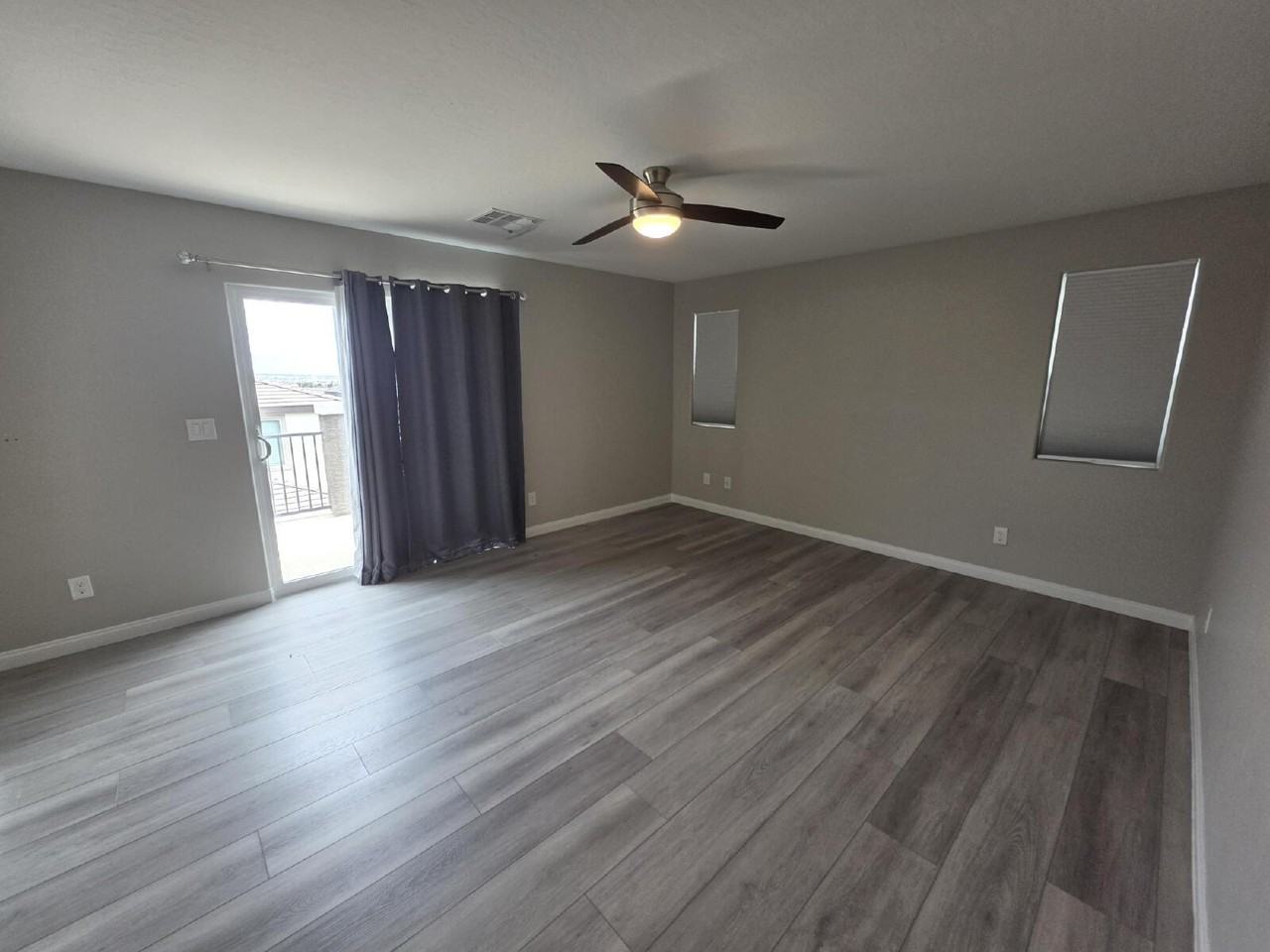 9456 Brough Ave - Photo 3 of 23