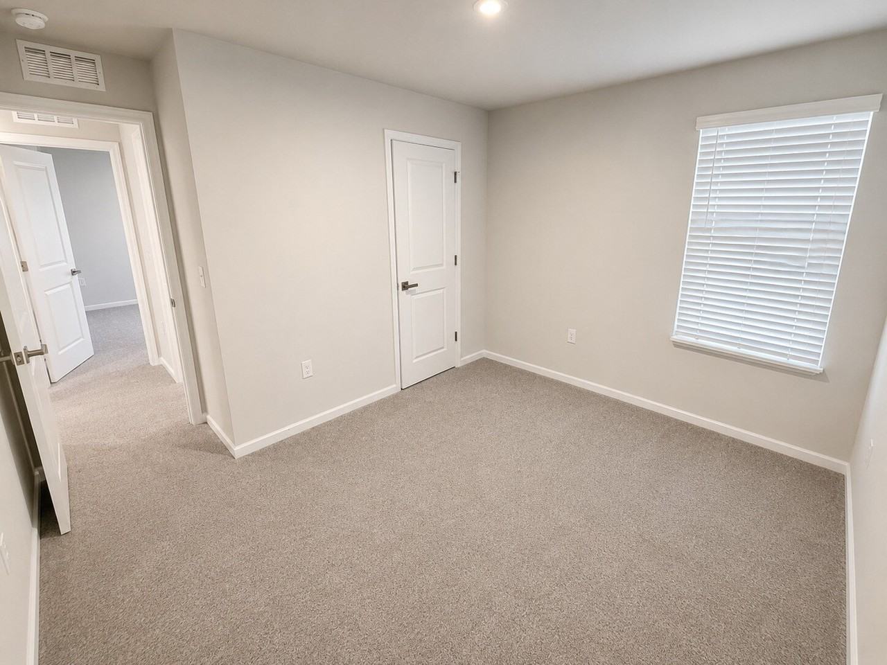4213 Cattail Marsh Dr - Photo 4 of 15