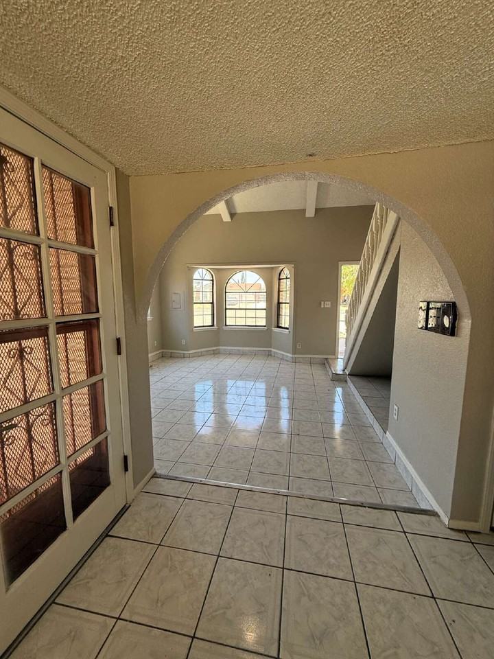 11708 Sierra Azul Dr - Photo 7 of 50