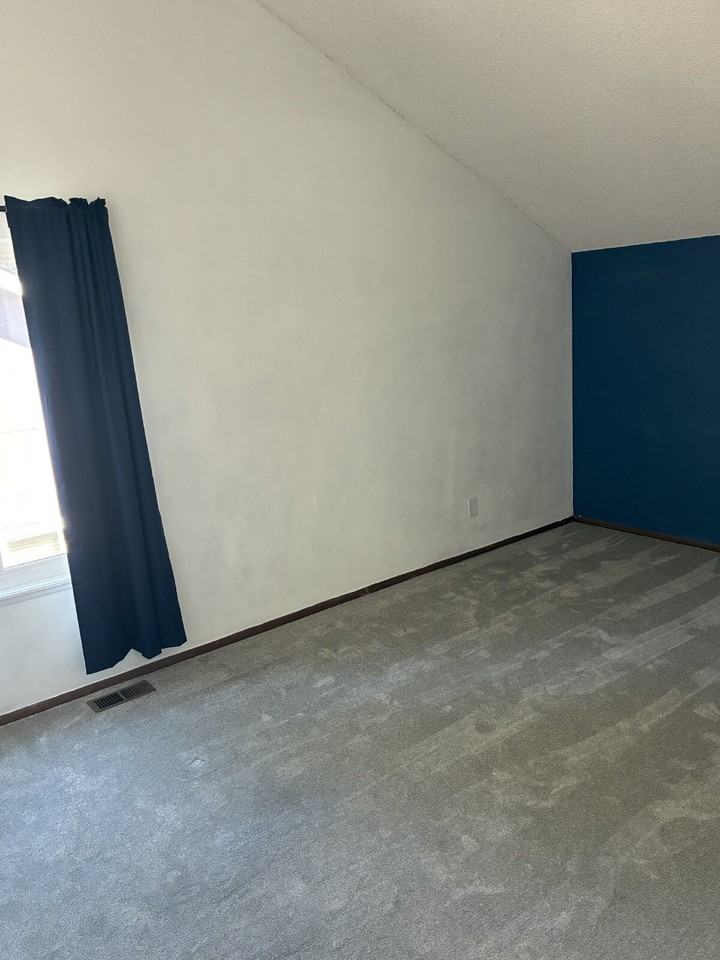 3851 S Genoa Way #B - Photo 7 of 25