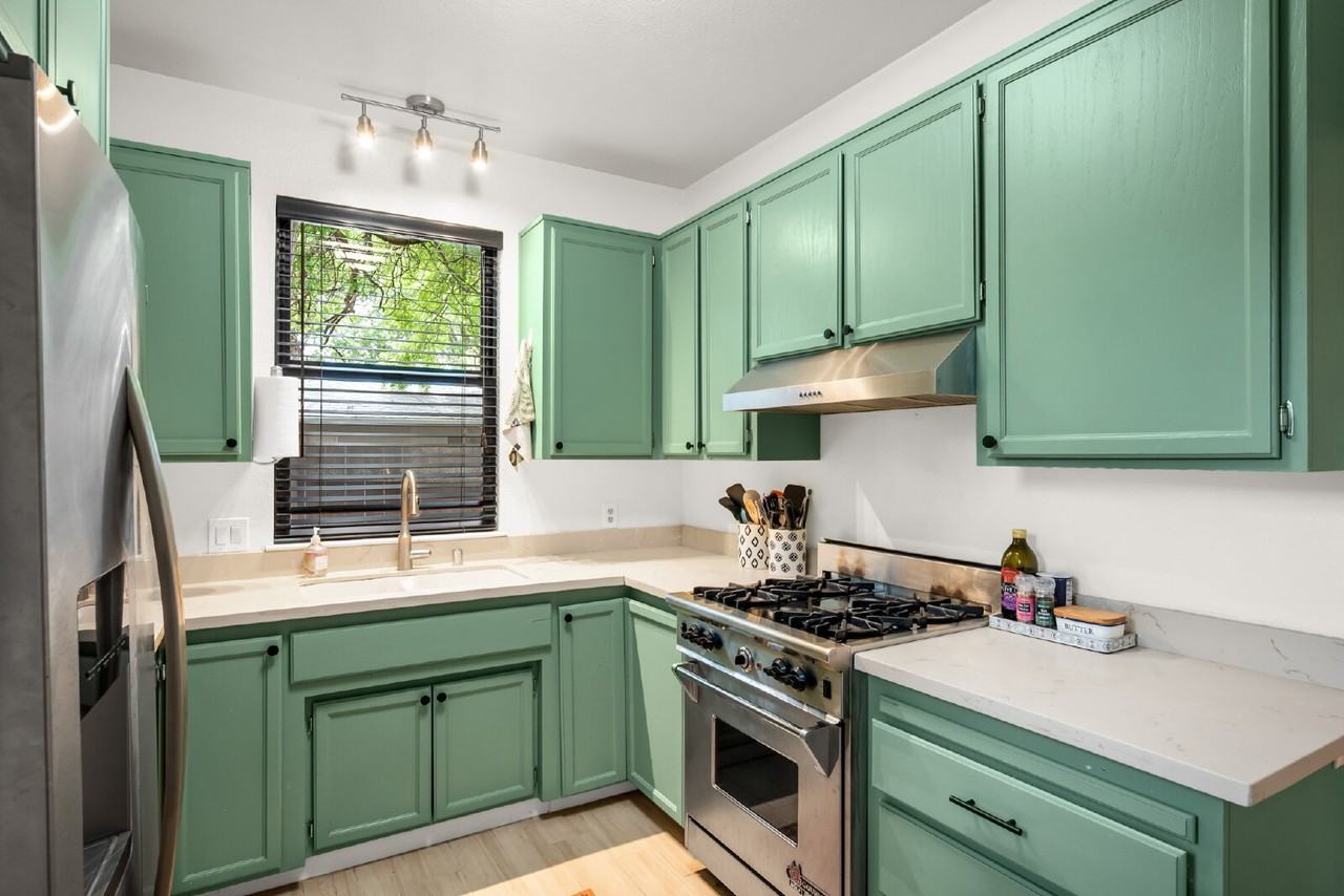 4A Dickens Ter - Photo 6 of 22