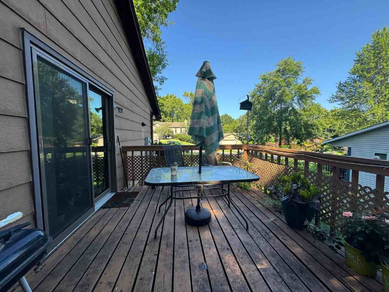 17090 Grenadier Ave - Photo 5 of 22