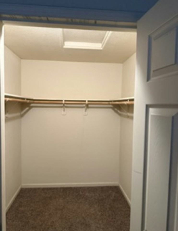 3947 West Delta Avenue - Photo 4 of 8