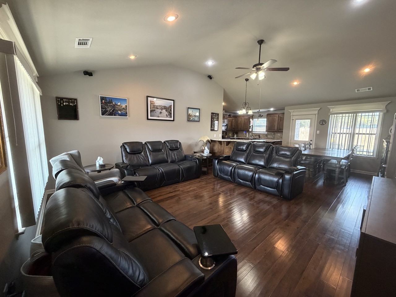 12 Jaguar Dr #1 - Photo 5 of 31