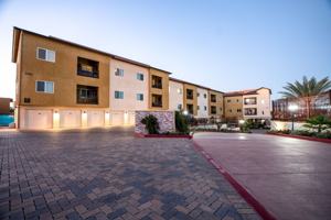 featured image of 2291 Dunlop St