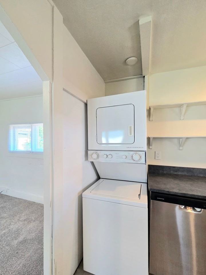 Peachy/Kittitas Duplexes - Photo 7 of 25