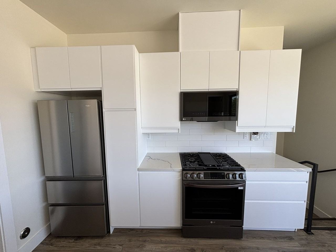 2168 Balboa Ave #B - Photo 4 of 17