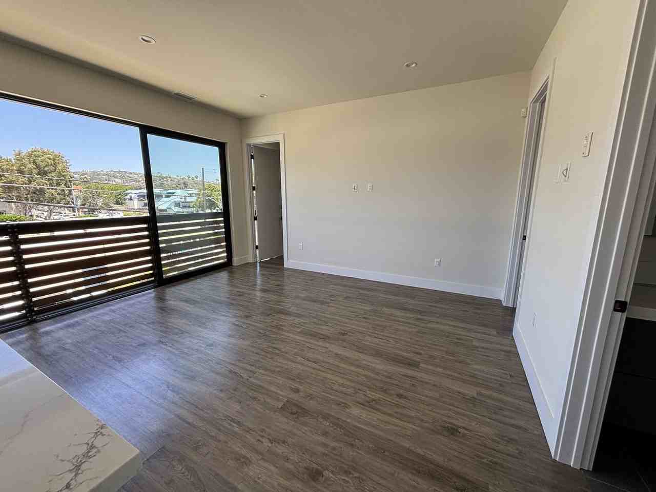 2168 Balboa Ave #B - Photo 5 of 17