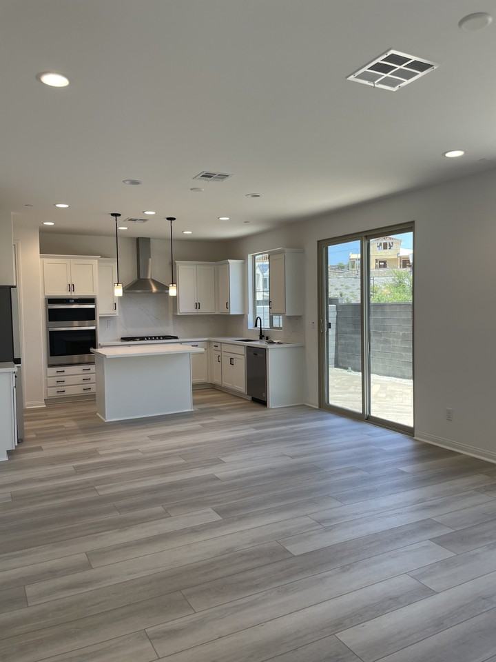 742 Longhorn Way #NA - Photo 7 of 14