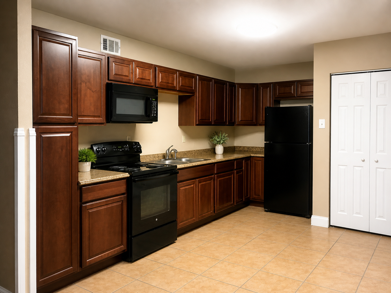 2110 Willow St #D - Photo 3 of 11