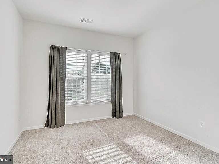 24652 Hutchinson Farm Dr #NA - Photo 3 of 7