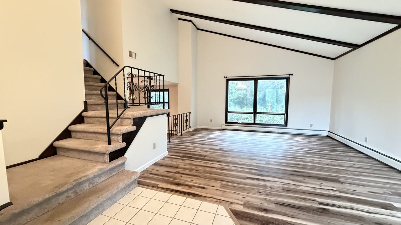 17370 Bedford Dr #NA - Photo 4 of 36