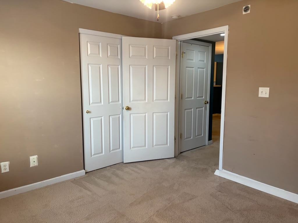 9201 Spring Creek Ln #9201 - Photo 5 of 34