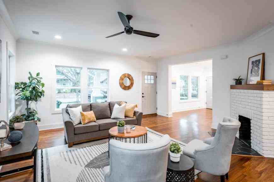 465 Hemlock Cir Se - Photo 4 of 10
