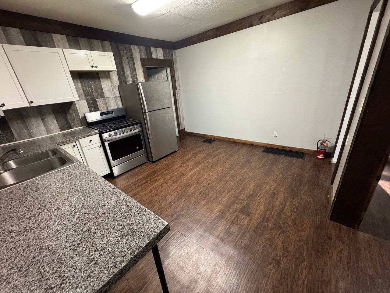 334 N Mantua St Kent OH 44240 RM3 .MM .T2 - Photo 4 of 17