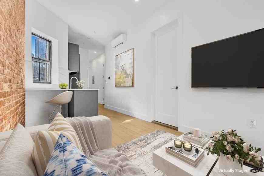 356 W 48th St - Photo 5 of 10